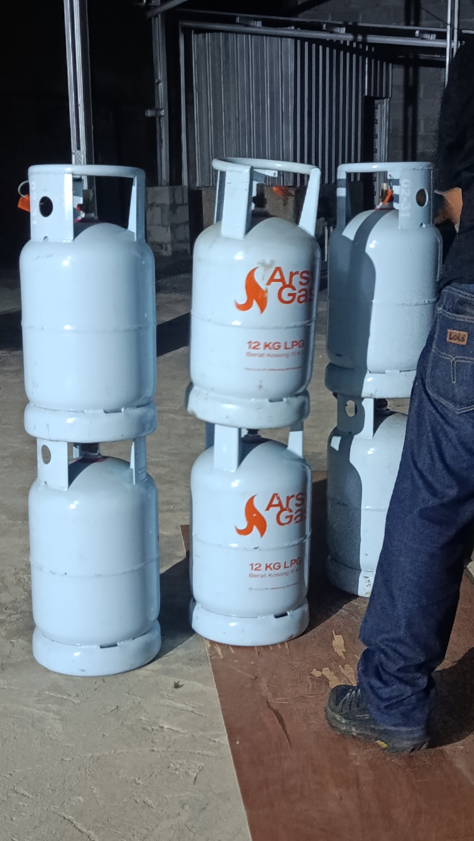 Pengecekan Tabung ArsyGas